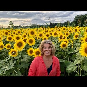 🌻 Meet your posher 🌻